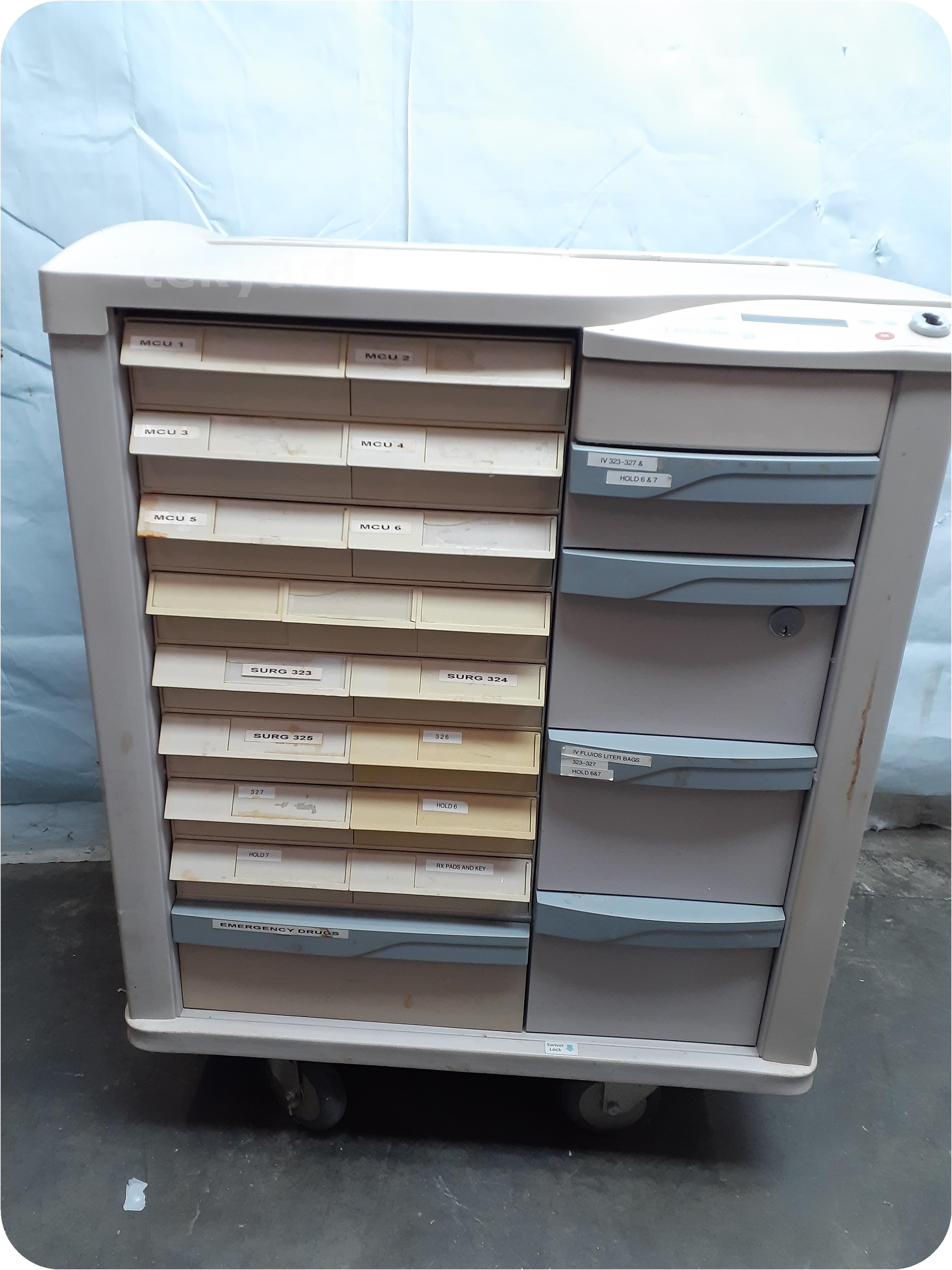 tekyard, LLC. 268223LionVille 600 Pharmacy / Medical Cart