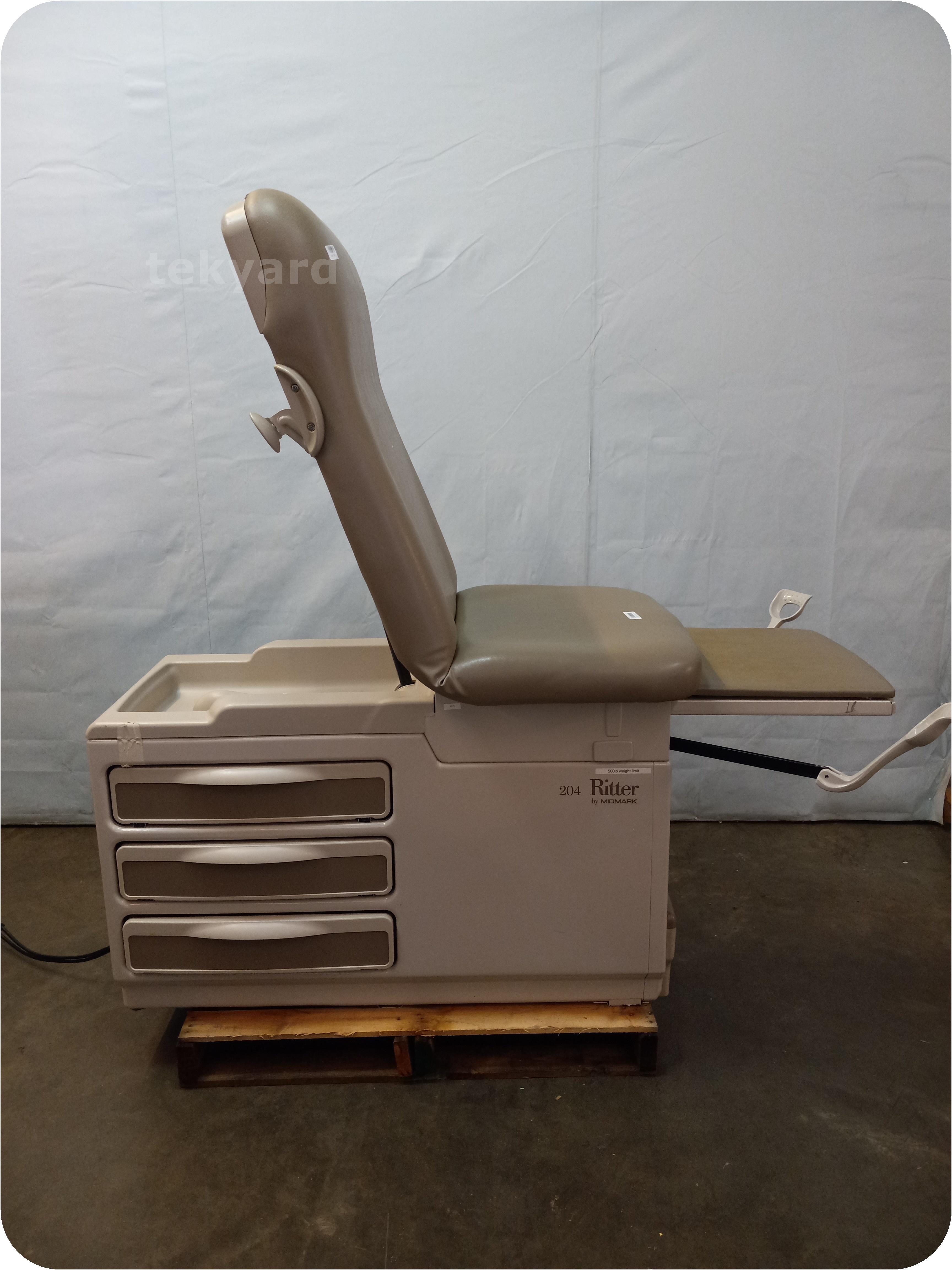 tekyard, LLC. 284003Midmark Ritter 204 Examination Table