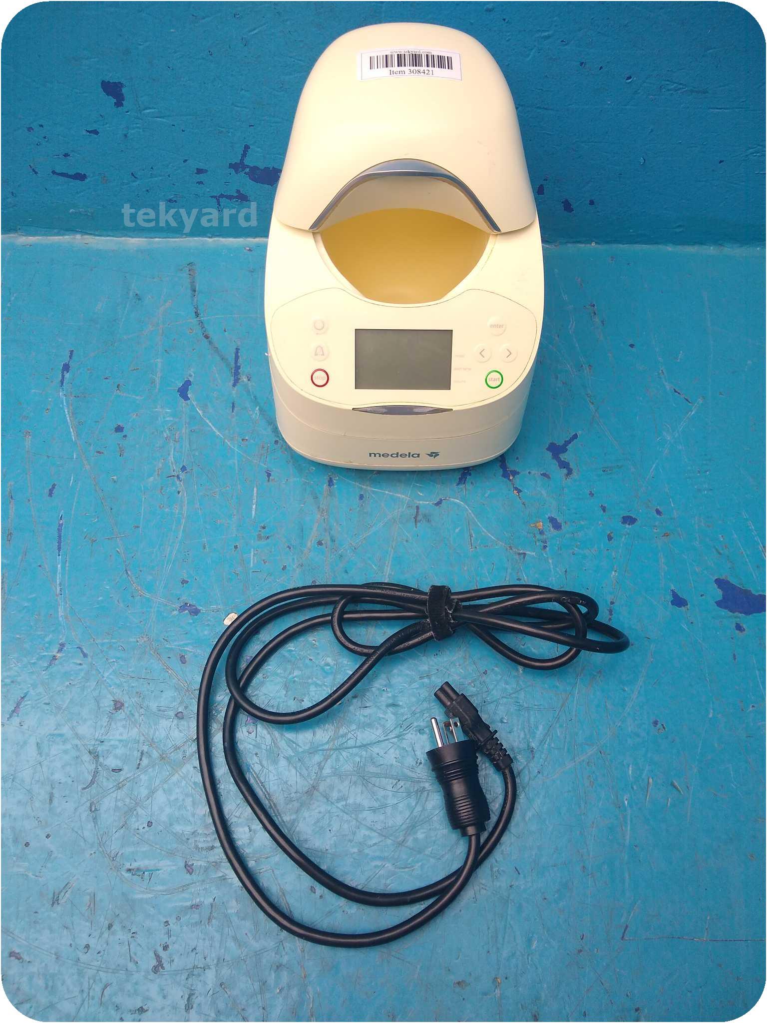 tekyard, LLC. 308421Medela 87115 Waterless Milk Warmer