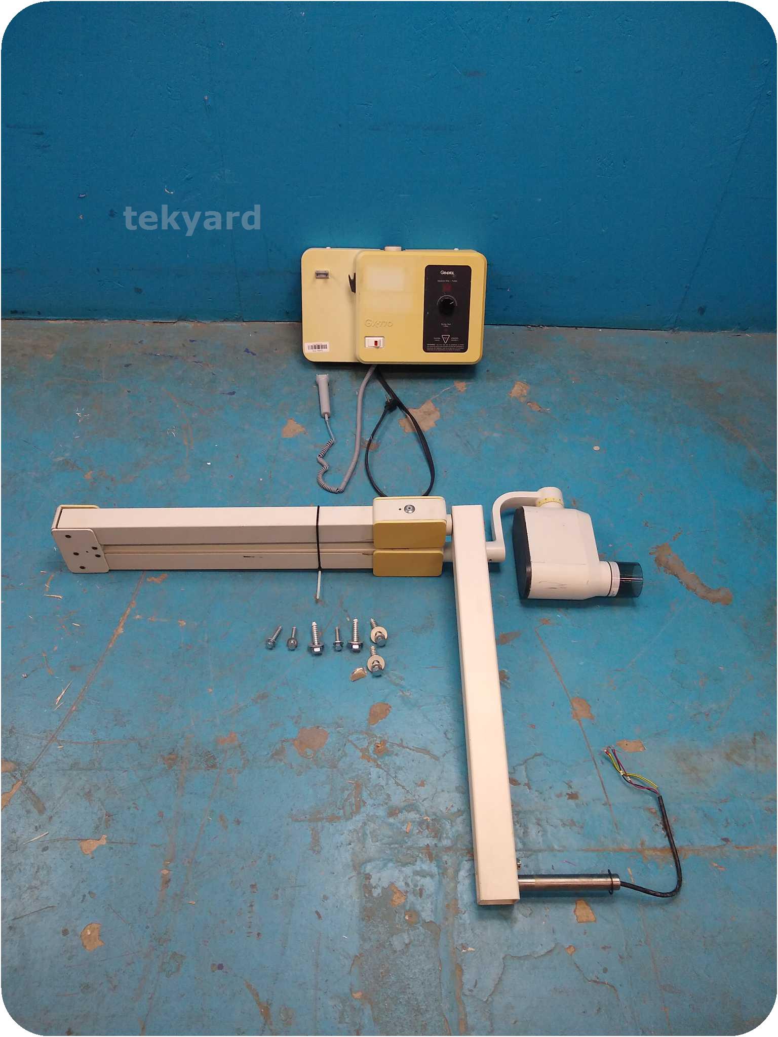 tekyard, LLC. 308452Gendex GX770 Wall Mount Intraoral Dental XRay Unit