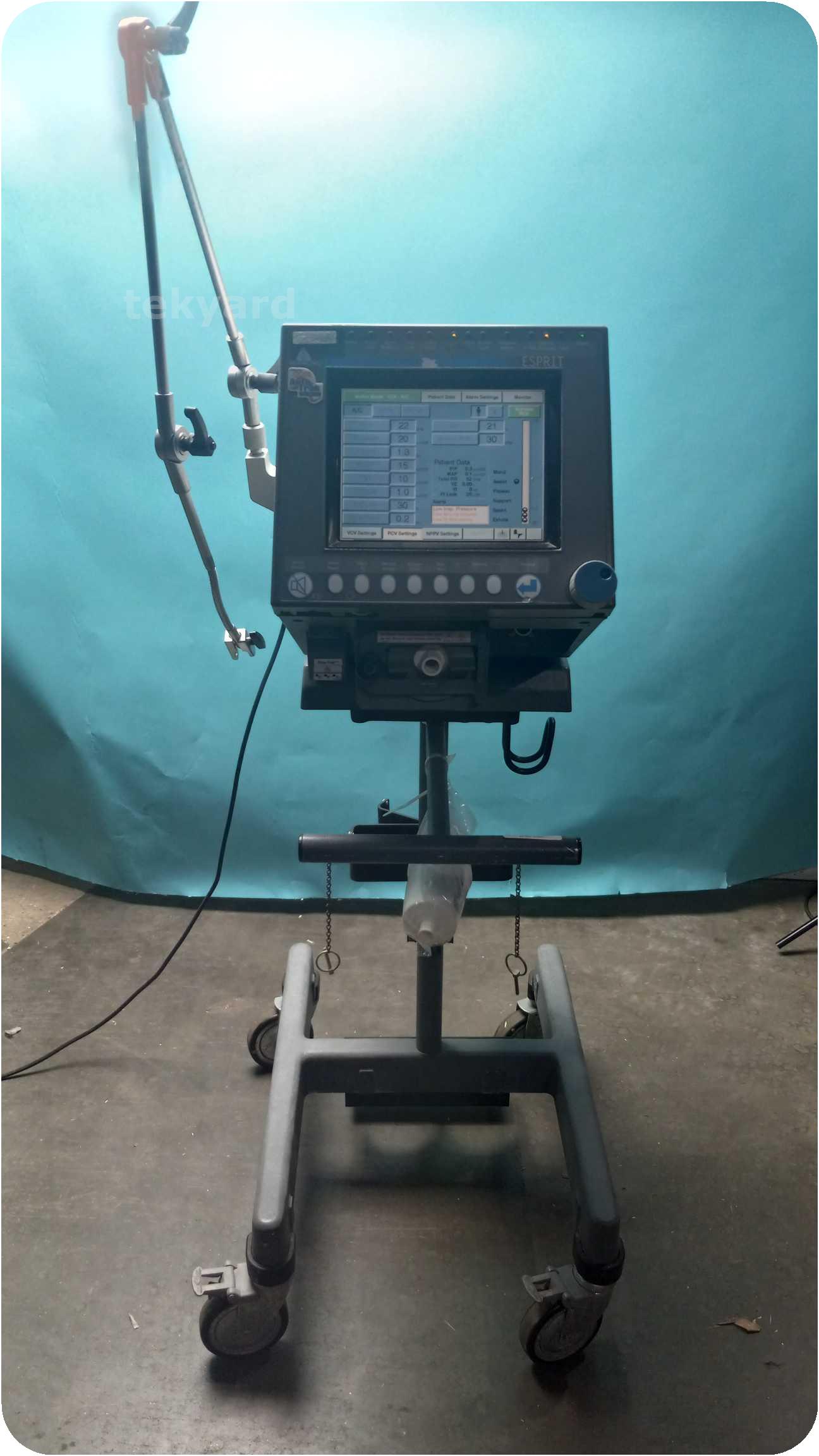 tekyard, LLC. 310266Respironics V1000 Esprit Ventilator