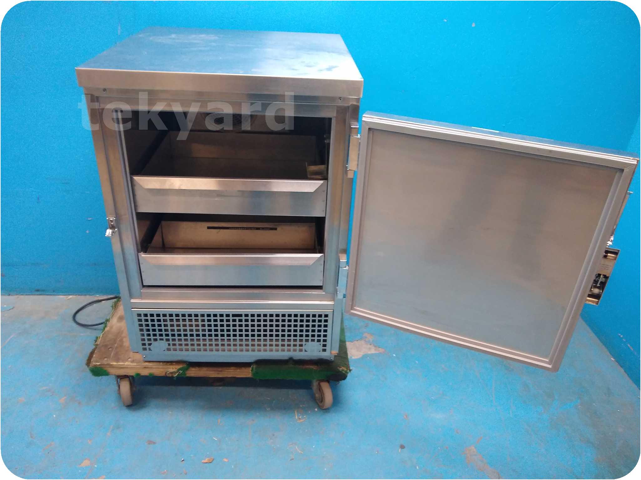 tekyard, LLC. 314267Jewett CT1 Blood Bank Refrigerator