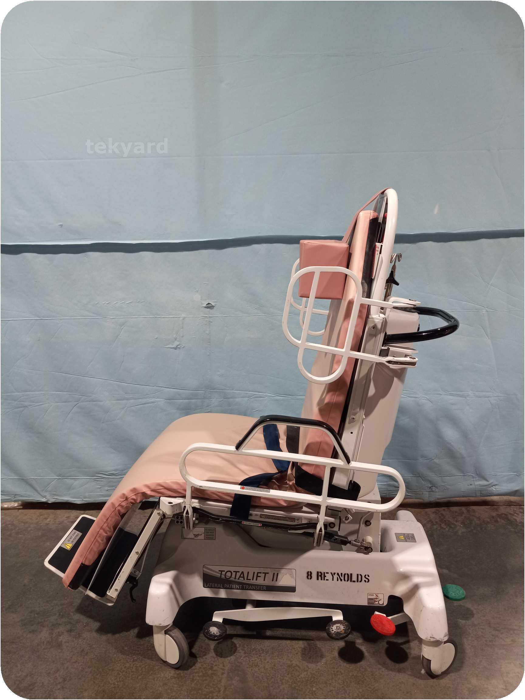 tekyard, LLC. 317574Wyeast Medical TotaLift II Patient Transfer Chair