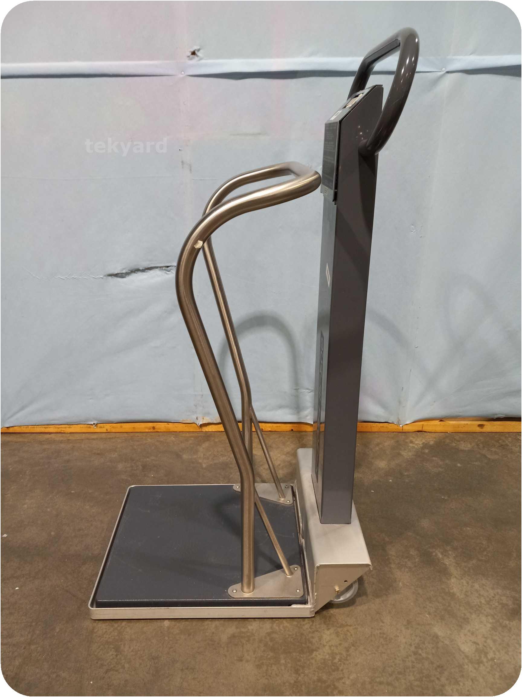 tekyard, LLC. 318564Scaletronix 5002 Digital StandOn Scale