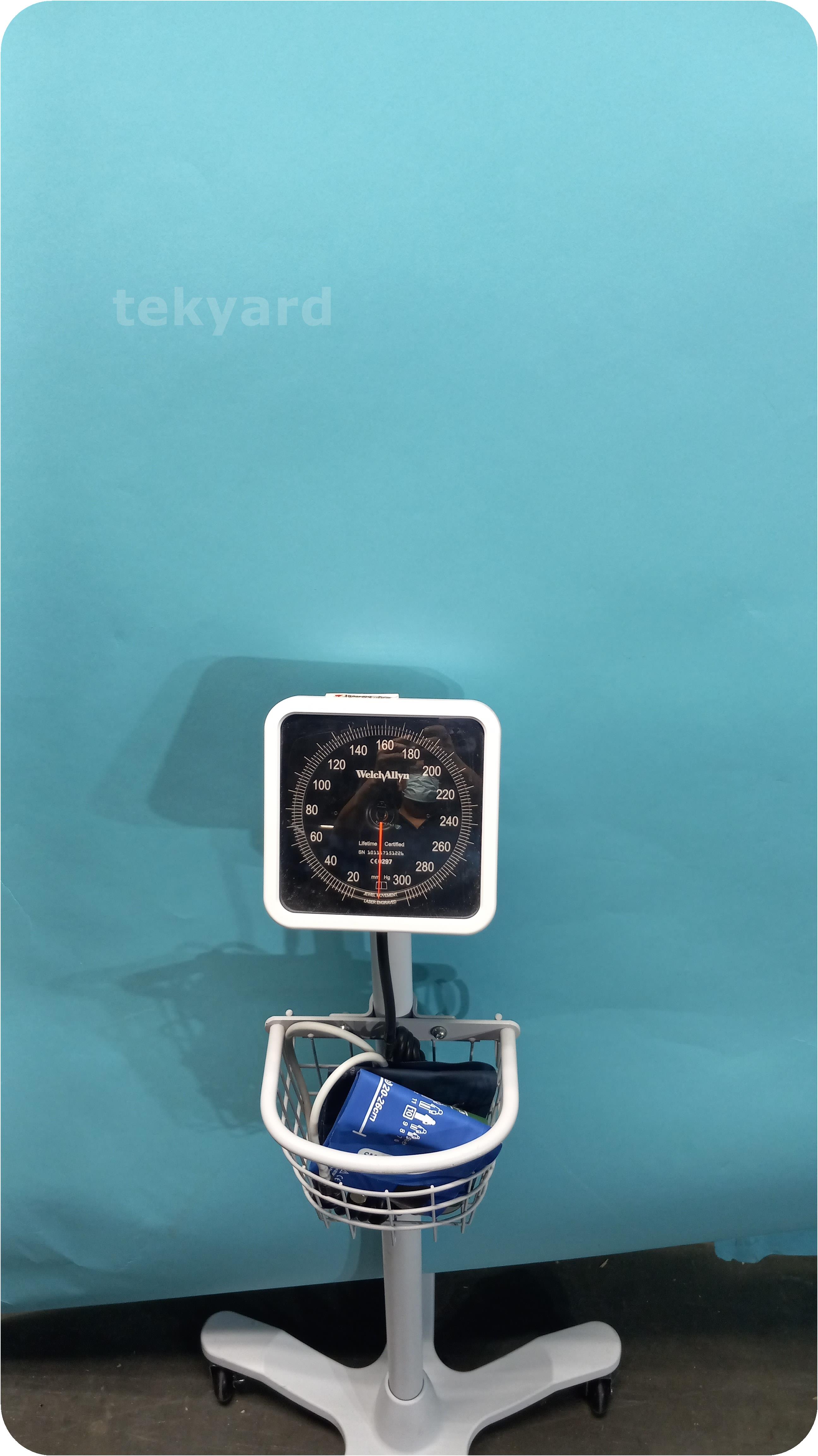 tekyard, LLC. 326746Welch Allyn Sphygmomanometer