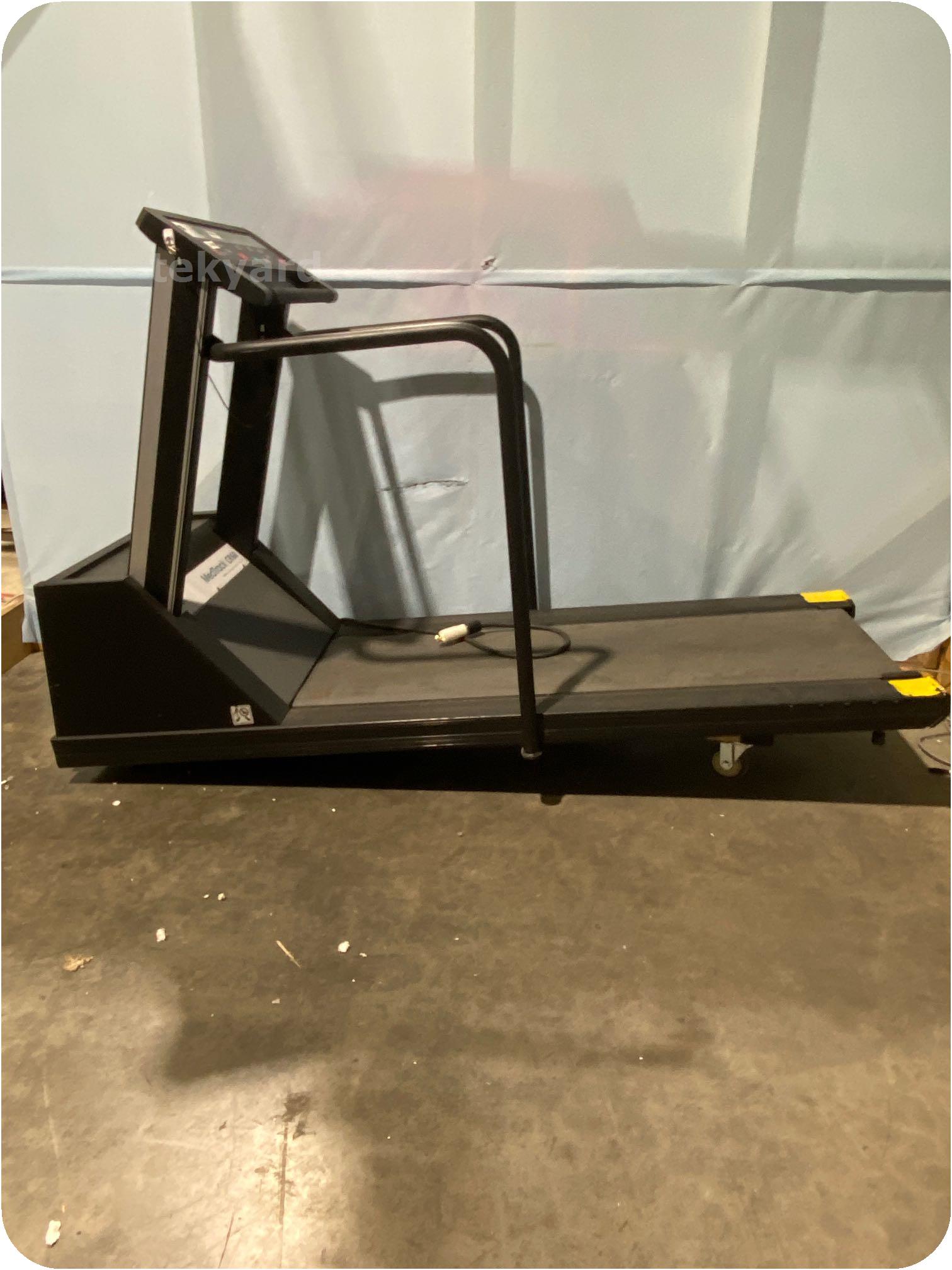 tekyard, LLC. 327813Quinton Medtrack CR60 Treadmill