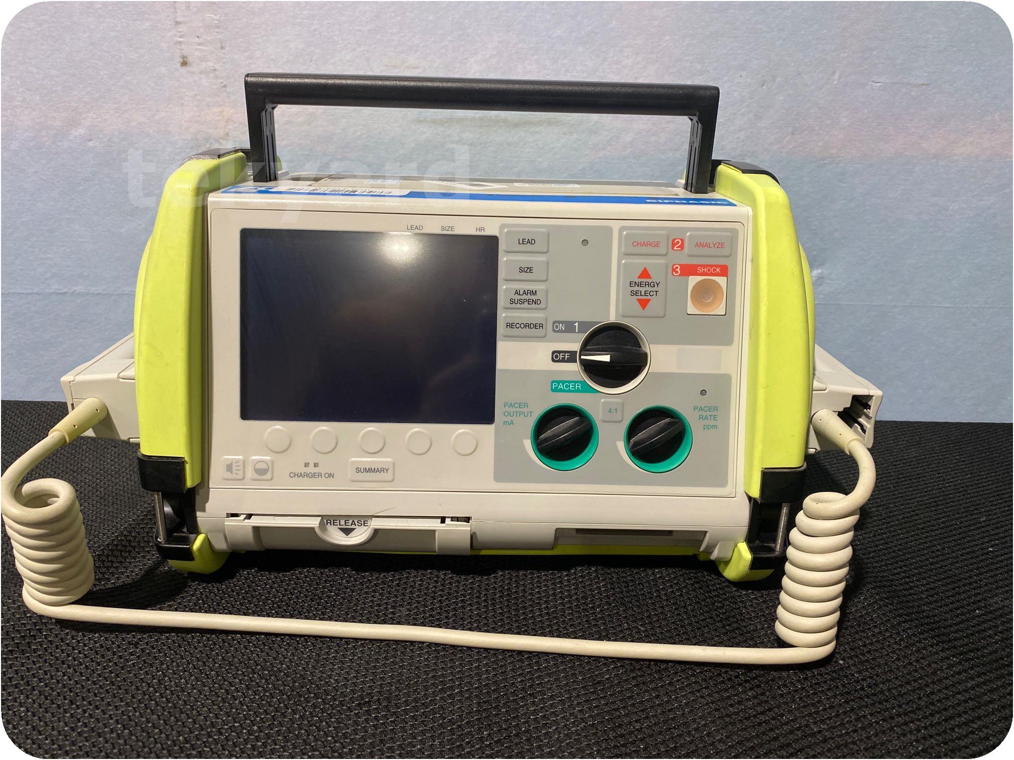tekyard, LLC. 336870Zoll M Series Biphasic 200 Joules Max Defibrillator