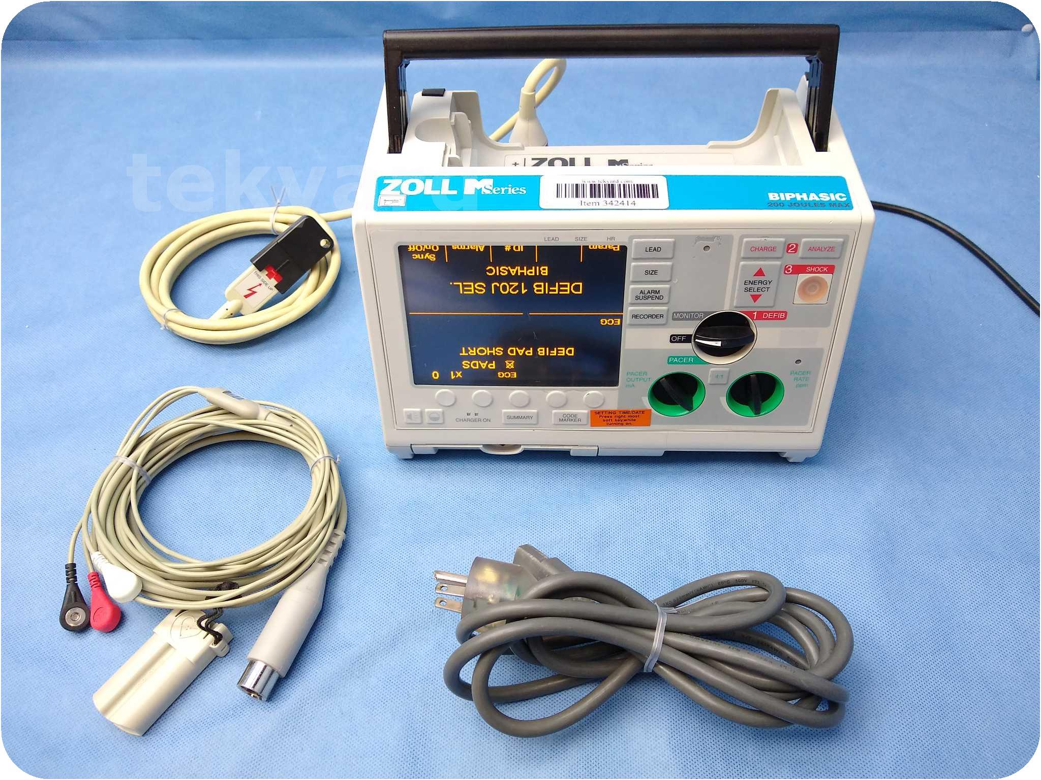 tekyard, LLC. 342414Zoll M Series Biphasic 200 Joules Max Defibrillator