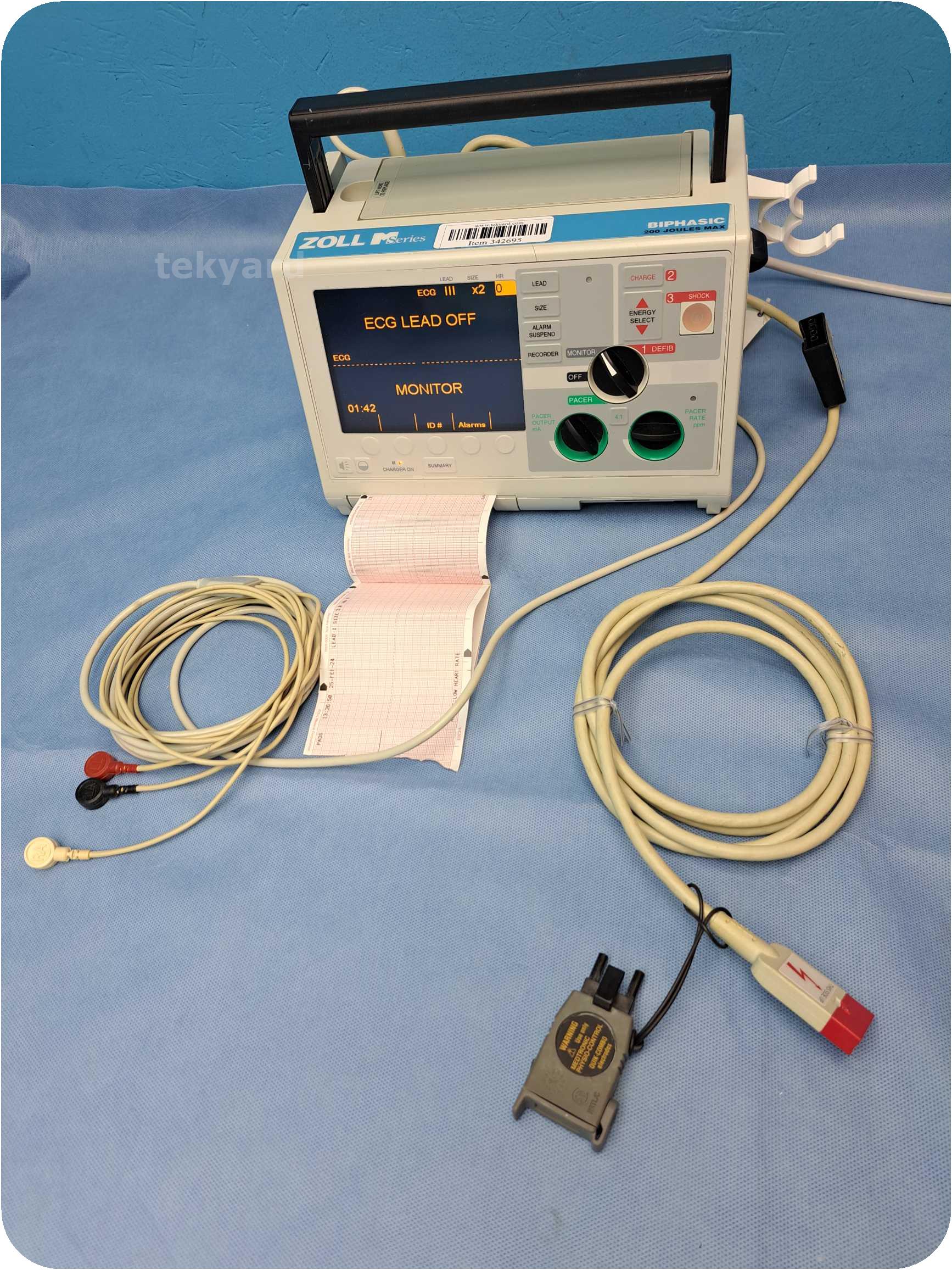 tekyard, LLC. 342695Zoll M Series Biphasic 200 Joules Max Defibrillator
